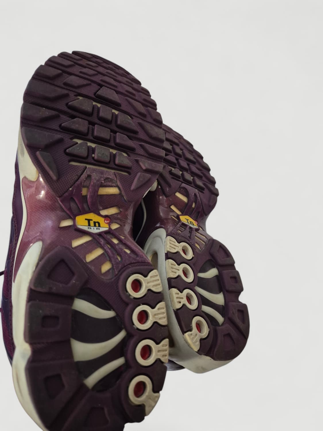 [240]나이키 에어맥스 플러스 버건디 여성 운동화 상품이미지5