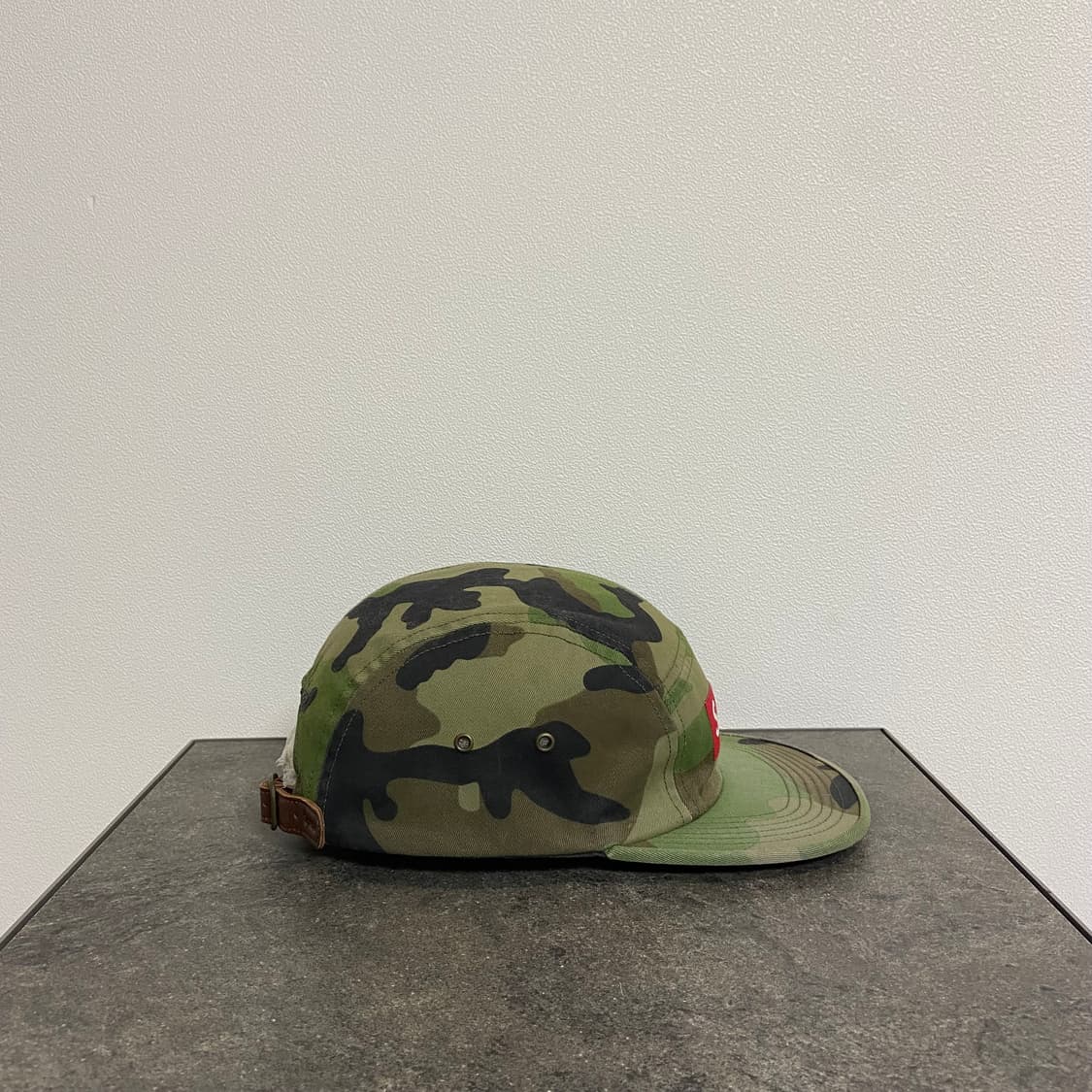 슈프림 밀리터리 워시드 우드랜드 카모 레드 박스로고 캠프캡 모자 상품이미지3