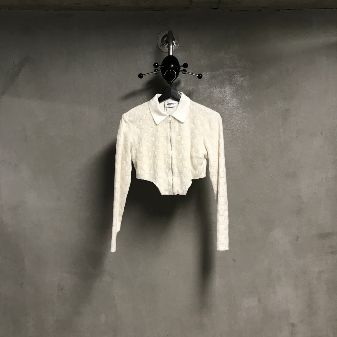 앰부쉬 플리스 패턴 크롭 카라 집업 -(W) 상품이미지1