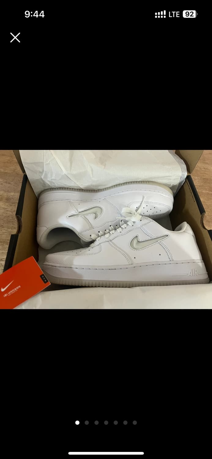 나이키 에어포스1 화이트 쥬얼 뽈록이 상품이미지1