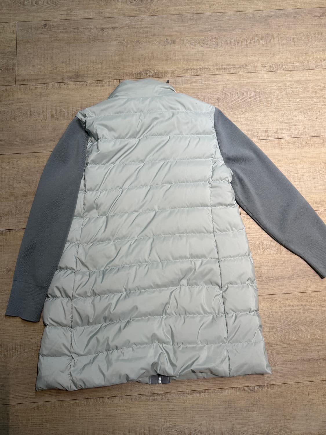 르베이지 구스 패딩 상품이미지2