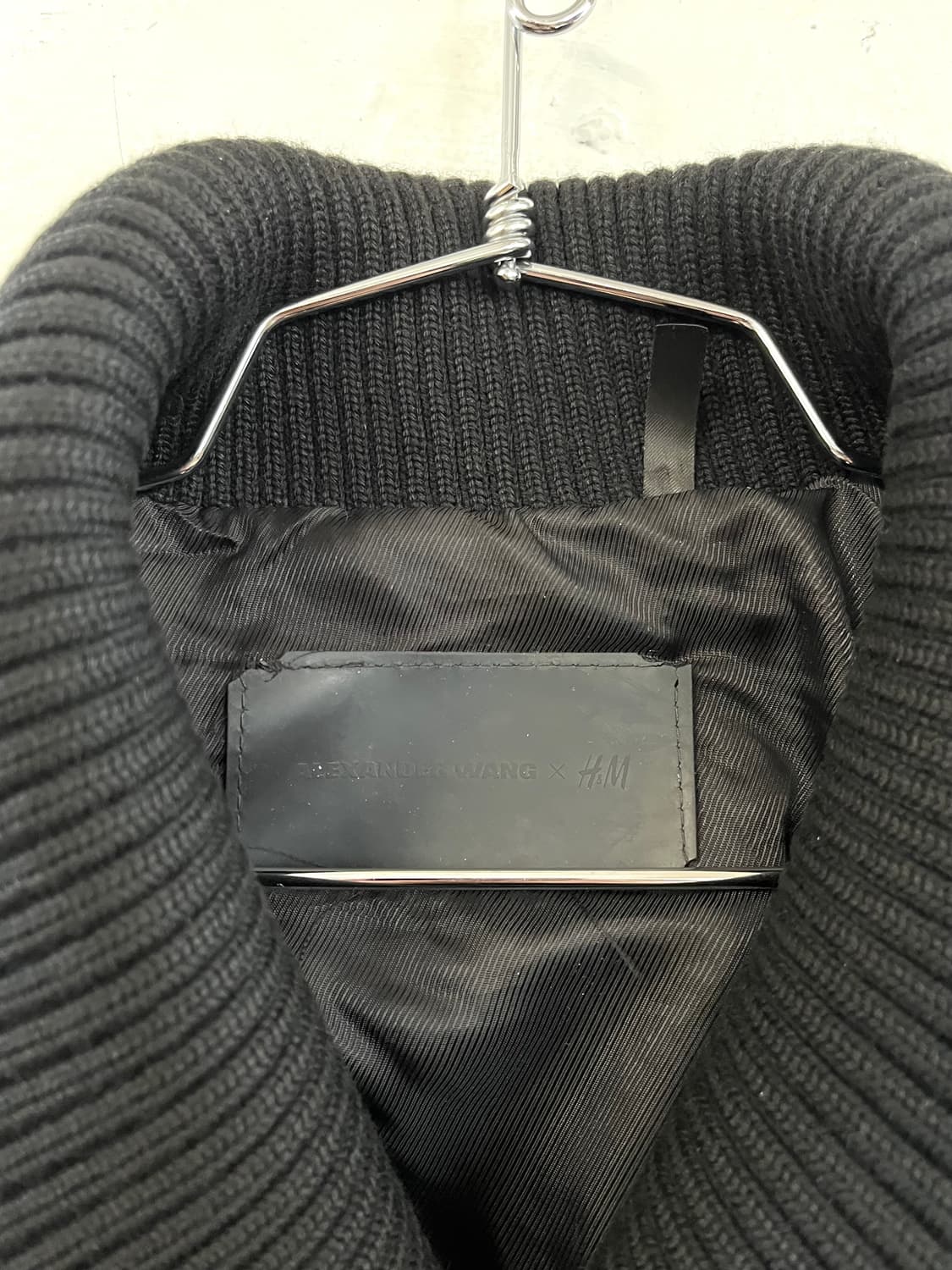 알렉산더왕 H&M 레더 패딩 자켓 상품이미지3