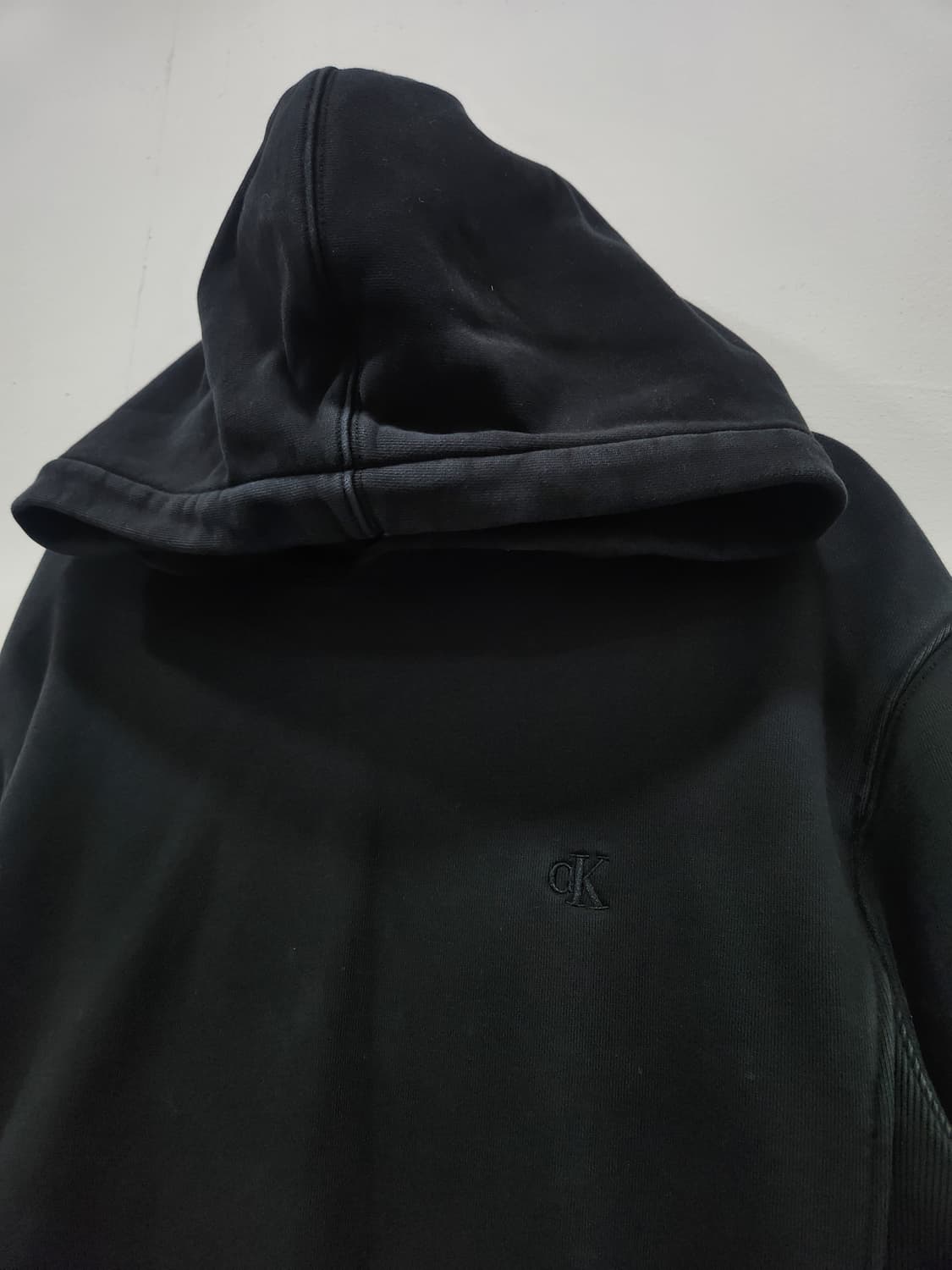 캘빈클라인 블랙 후드티 남성 95~100사이즈 상품이미지2
