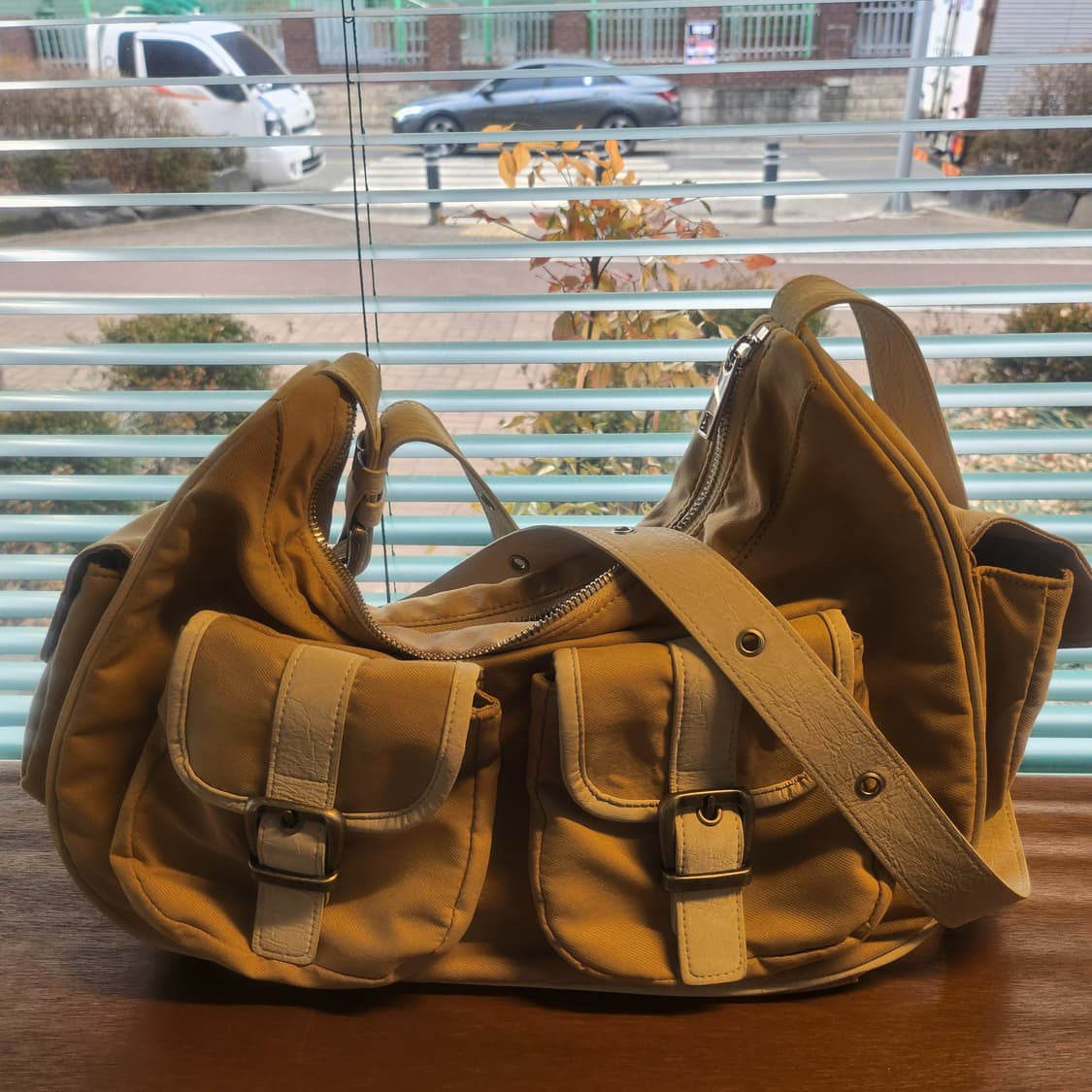 코징 가방 커들 호보백 베이지 빈티지 cozing 상품이미지3