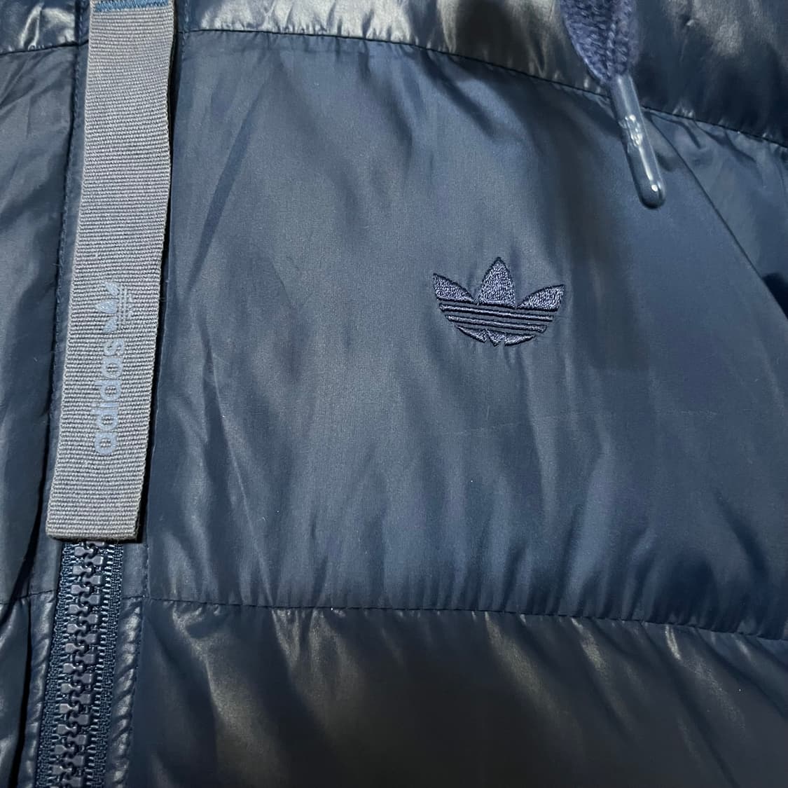 아디다스 올드스쿨 넉다운 패딩 S 상품이미지6