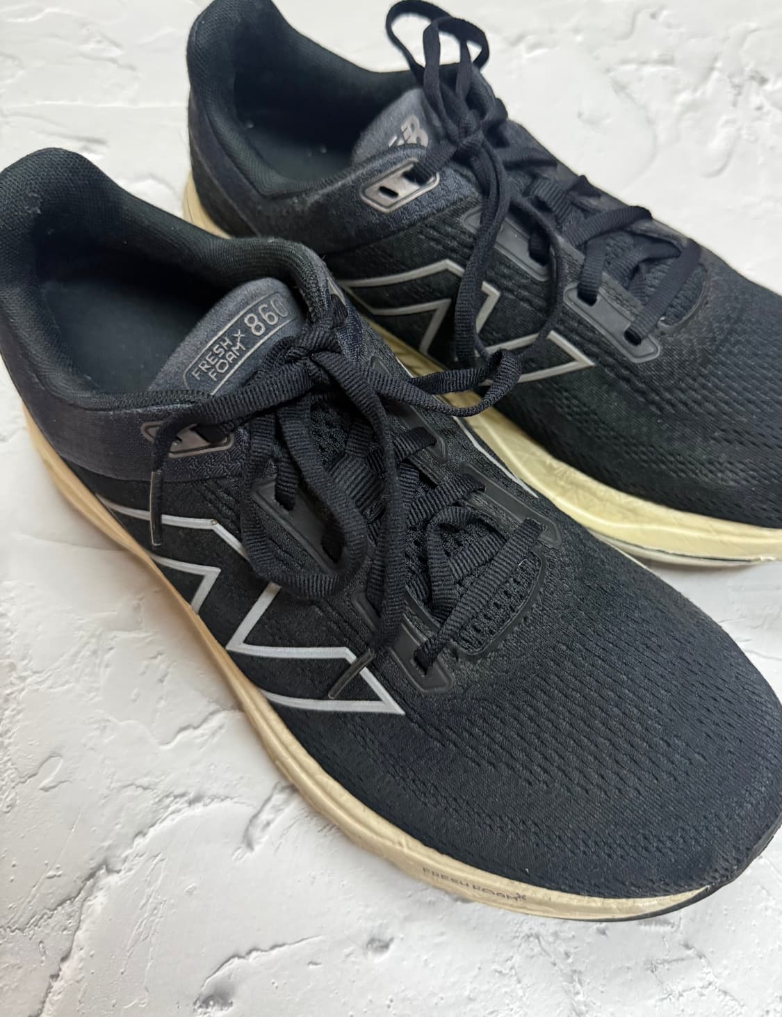 뉴발란스 런닝화 프레쉬폼 860v14 (사이즈 275) 상품이미지1