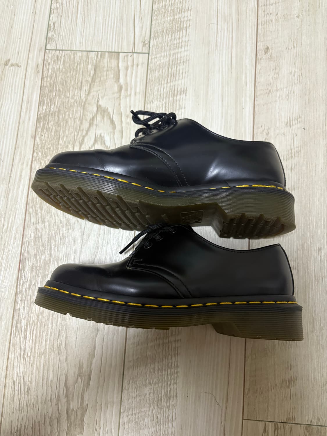 닥터마틴 1461 3홀 스무스 220 상품이미지2