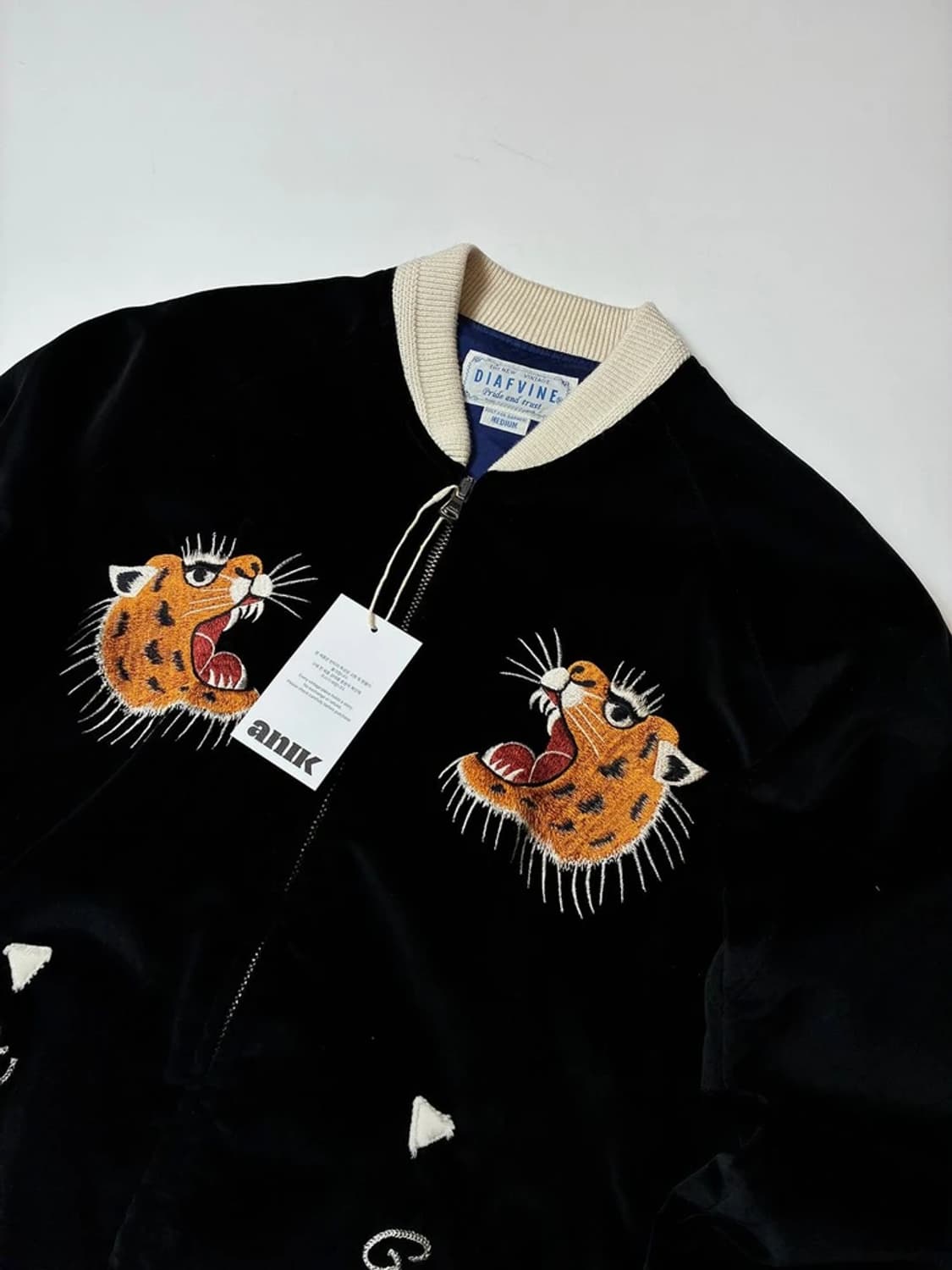 디아프바인 Diafvine 로어링 벨벳 수베니어 자켓 PN8325 상품이미지4