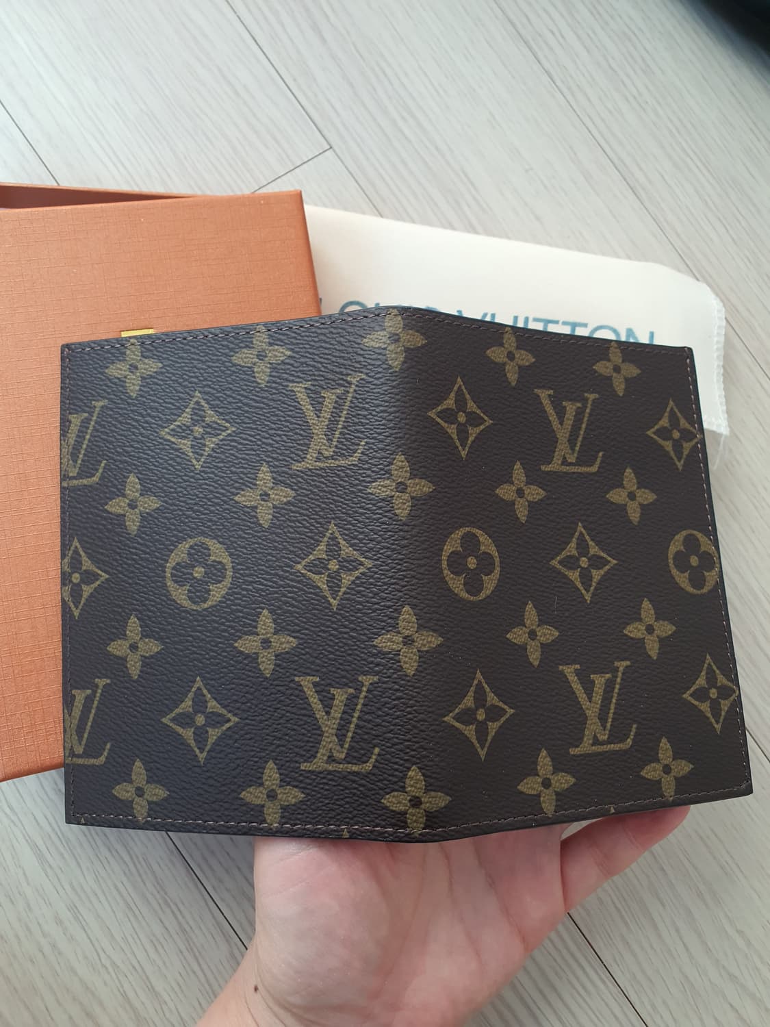 루이비통지갑 루이비통여권지갑 여권케이스 새상품 상품이미지6