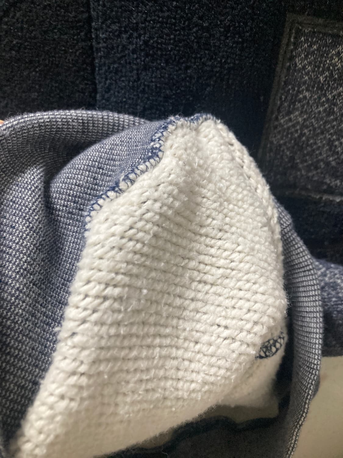 챔피온 빅로고 차콜 니트 맨투맨 상품이미지4