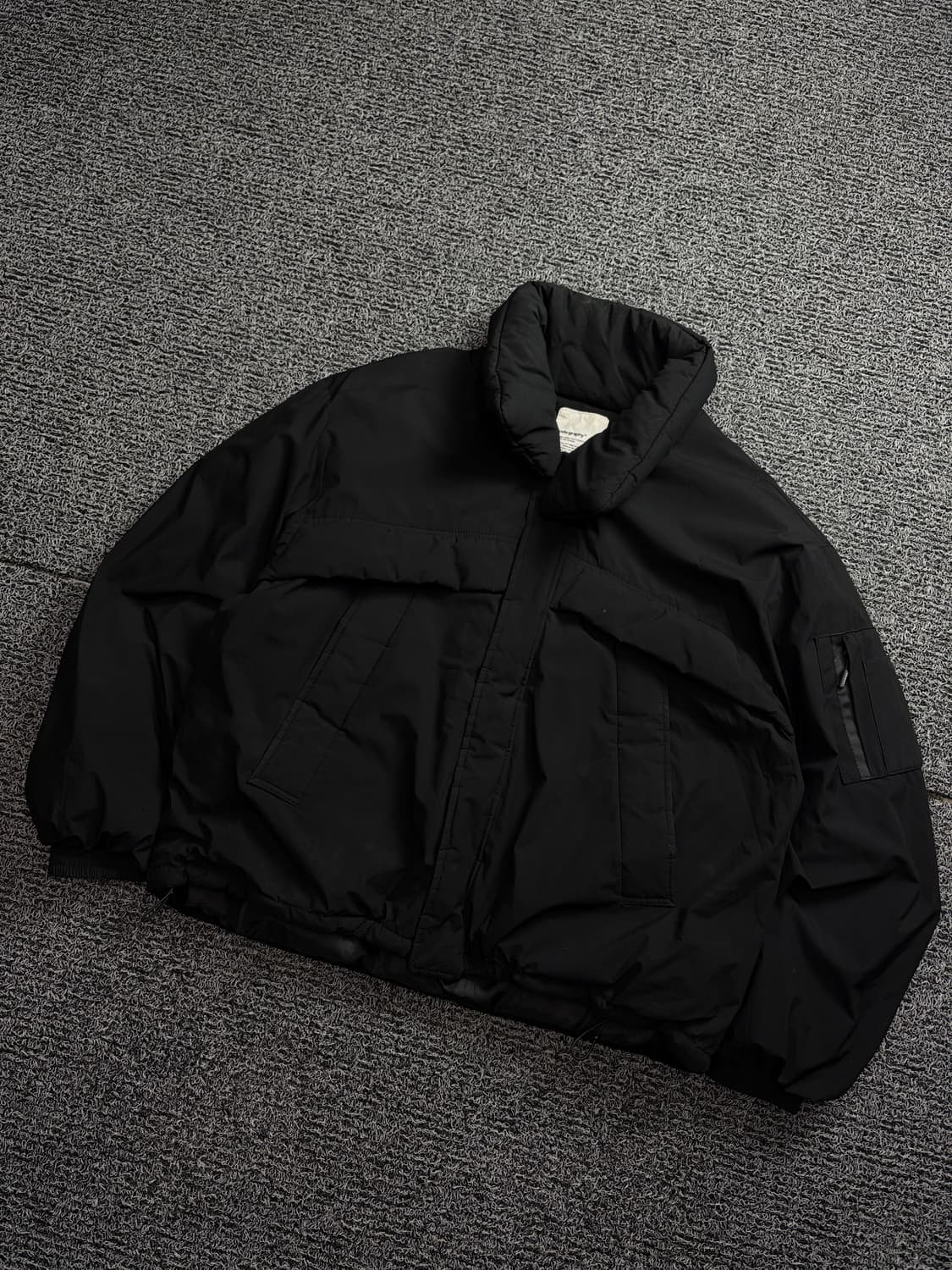 코드그라피 유틸리티 블랙 푸퍼 숏 패딩 1849 상품이미지1