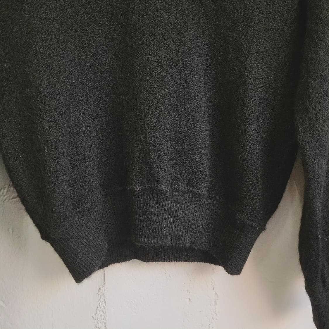 Troy bros 뉴울 블랙 브이넥 니트 상품이미지5