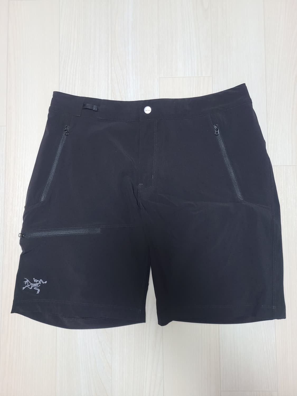 아크테릭스 감마 라이트웨이트 쇼츠 9인치 남32 블랙  상품이미지1