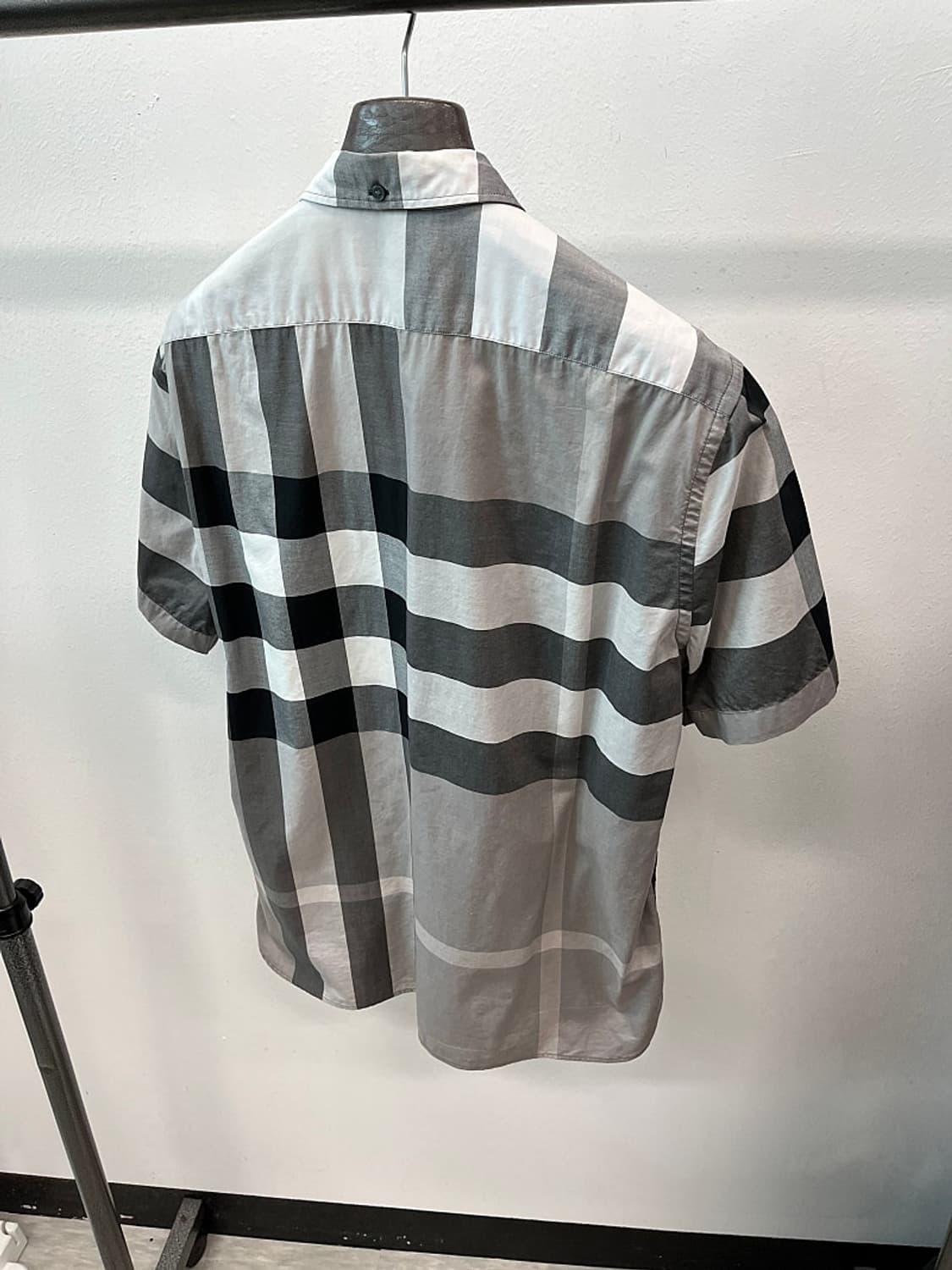 105) 버버리 체크 반팔셔츠  상품이미지6