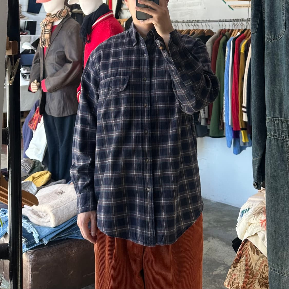 (착용컷) 에디바우어 체크 셔츠 (남성용 103) 상품이미지3