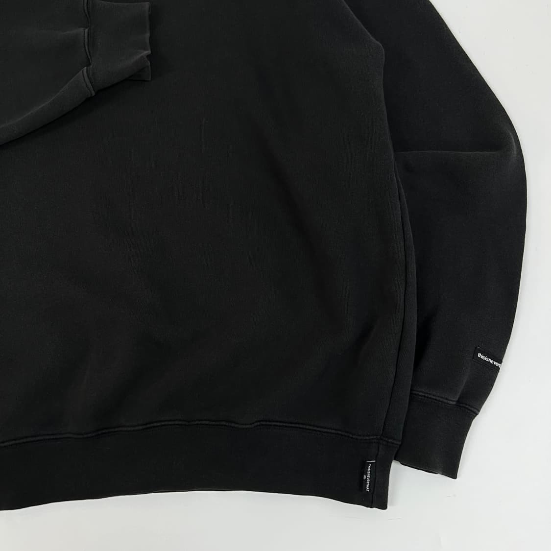 디스이즈네버댓 맨투맨 상품이미지3