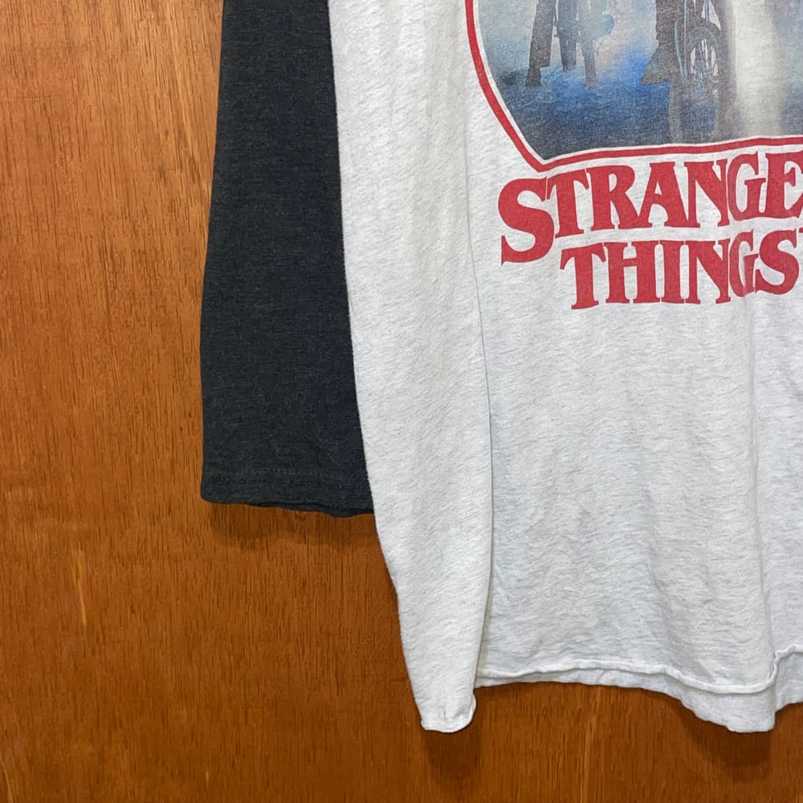 (L) Stranger Things 빈티지 티셔츠 상품이미지3
