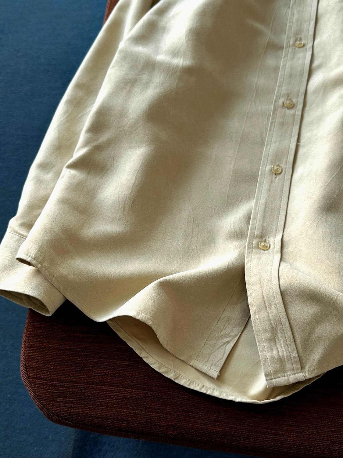 Fake suede fabric L/S shirt 상품이미지4