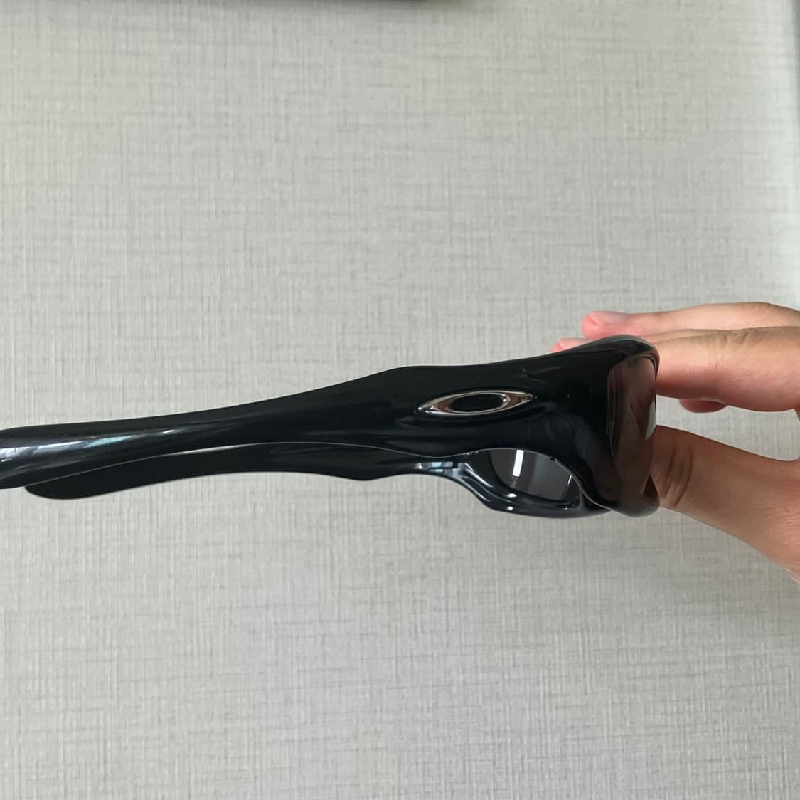 오클리 몬스터독 유광블랙 상품이미지2