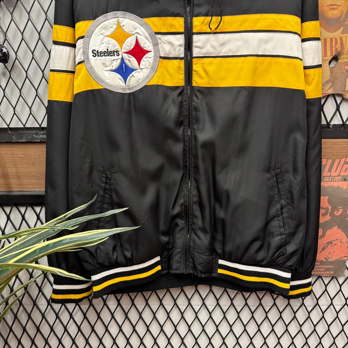 00s NFL X STEELERS 올드스쿨 바람막이 블랙 옐로우 상품이미지4