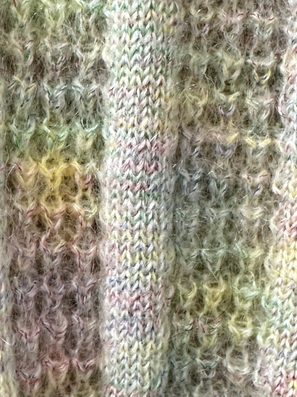 일본빈티지 파스텔 멀티컬 울 혼방  모헤어 텍스쳐 니트 골드버튼 가디건 상품이미지6