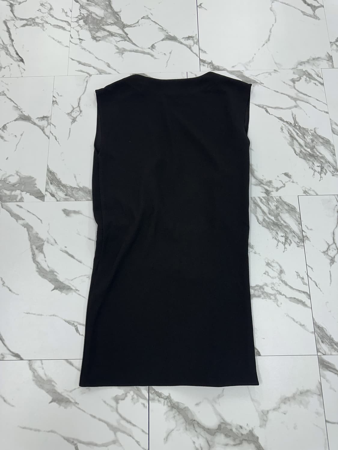 호텔파티큘러 블랙 디테일 원피스 상품이미지2