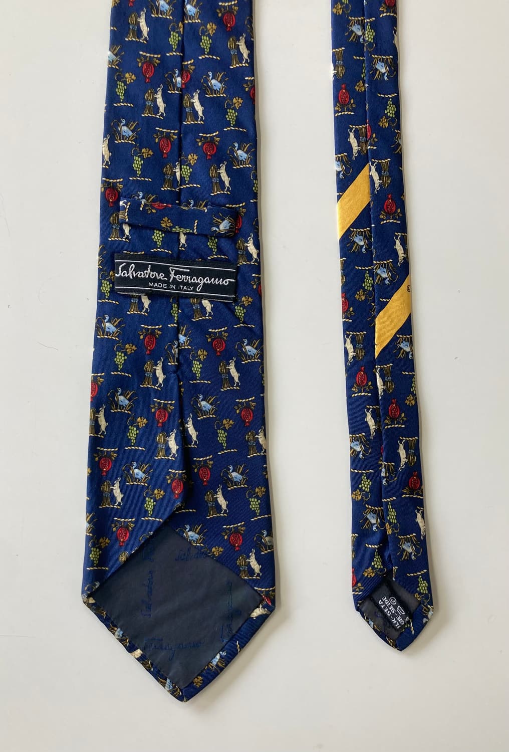 페레가모 넥타이 상품이미지2