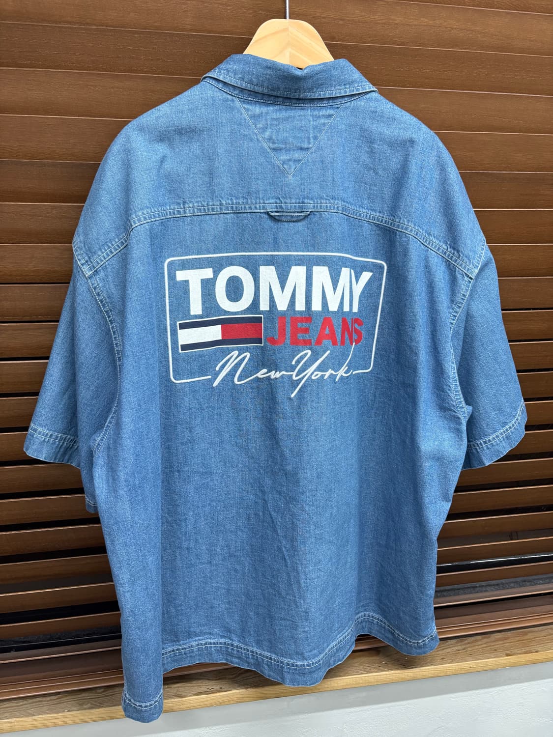 타미힐피거 백로고 쇼트 슬리브 워크 반팔 셔츠 상품이미지1