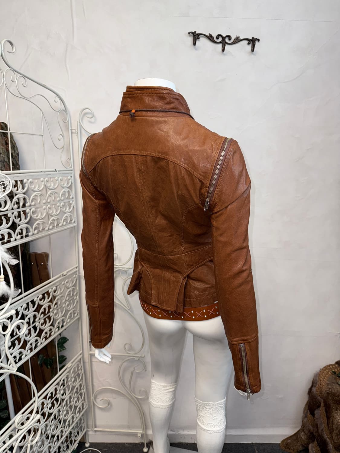 Brown lamb skin two ways buckle jacket  상품이미지3