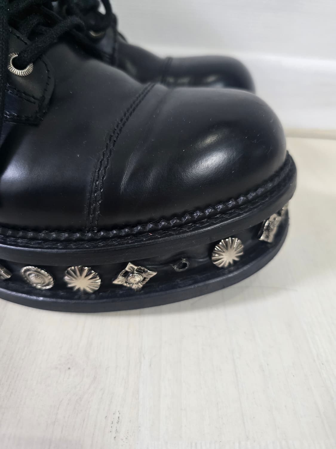 270 토가 비릴리스 스터드 플랫폼 부츠 상품이미지2