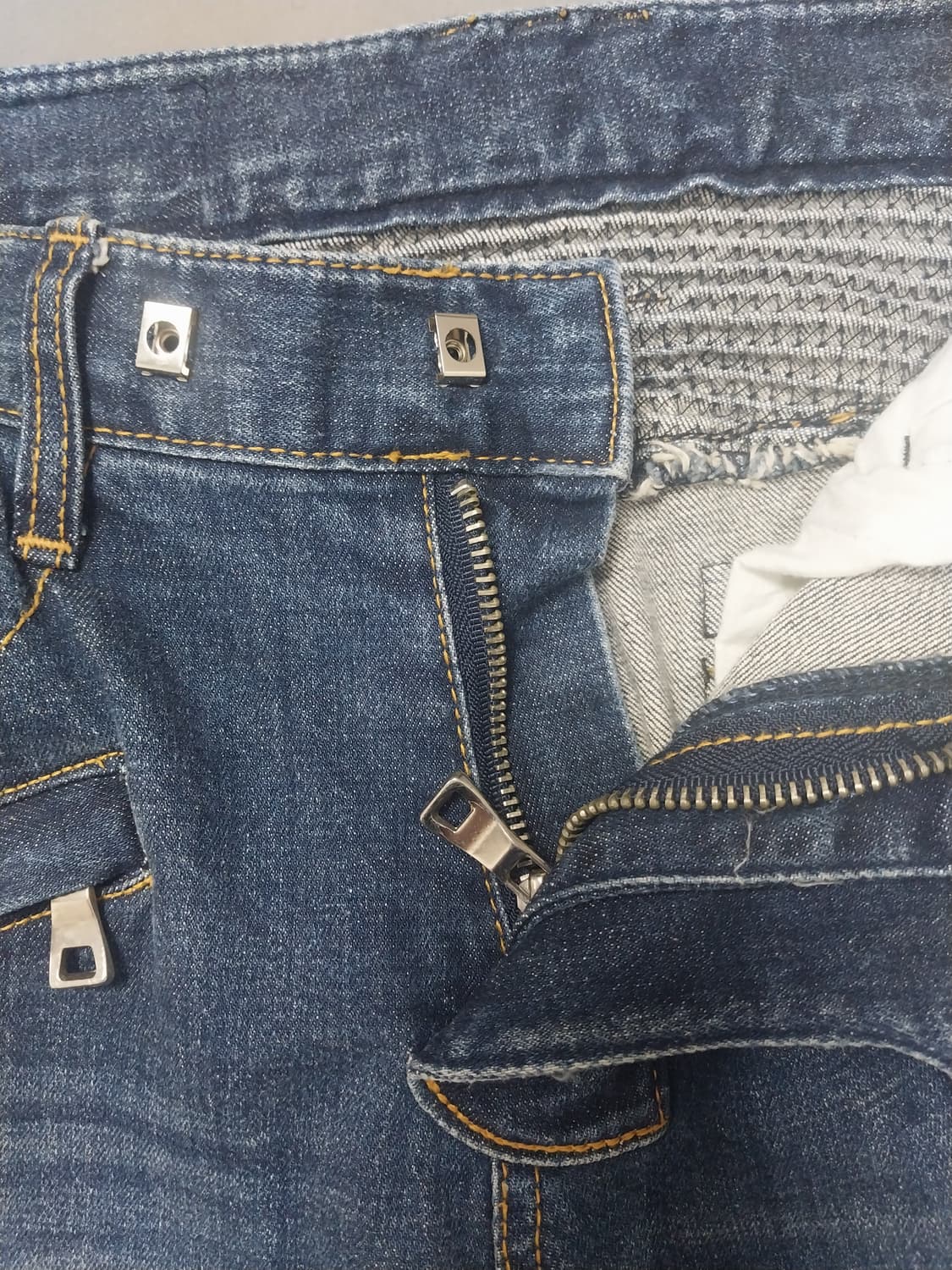 [30] 발망 스크래치 슬림 바이커진 청바지 상품이미지6