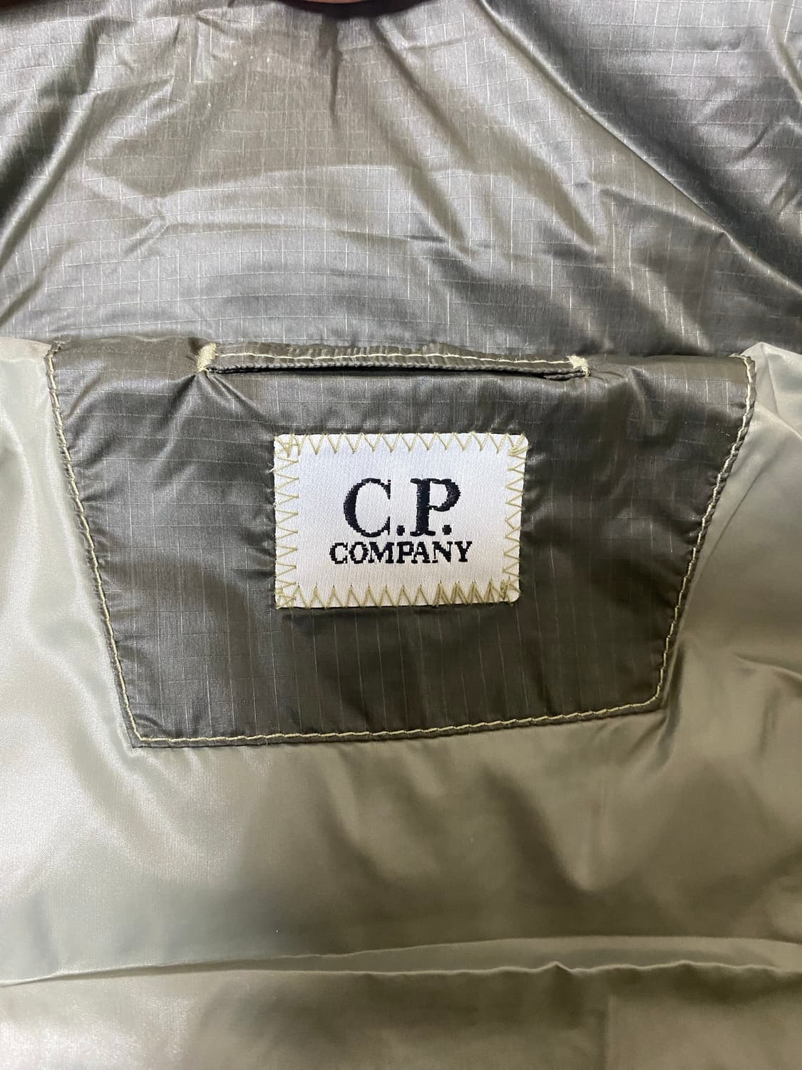 [L] 씨피컴퍼니 디디쉘 미디움 다운 자켓 펀지 그레이 상품이미지7