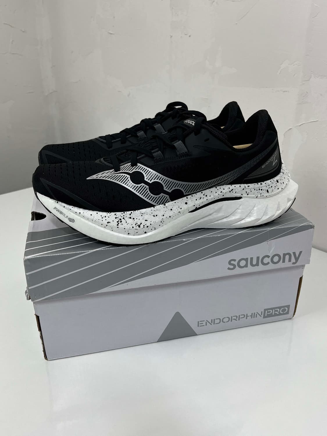 써코니 엔돌핀 스피드4 윙 플레이트 런닝화 운동화 270 상품이미지1