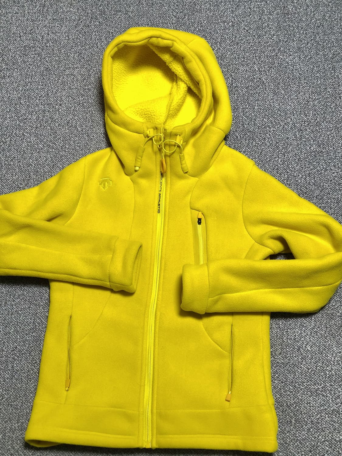 데상트 여성 기모 후리스 S 노란색 후드집업 정사이즈 상품이미지1
