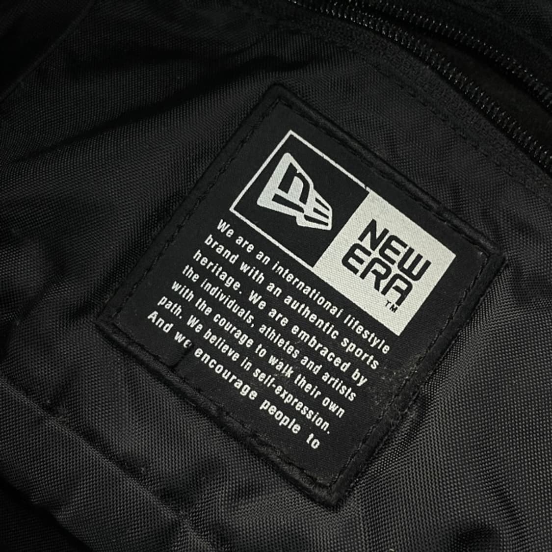 뉴에라 캐리어 백팩 상품이미지4