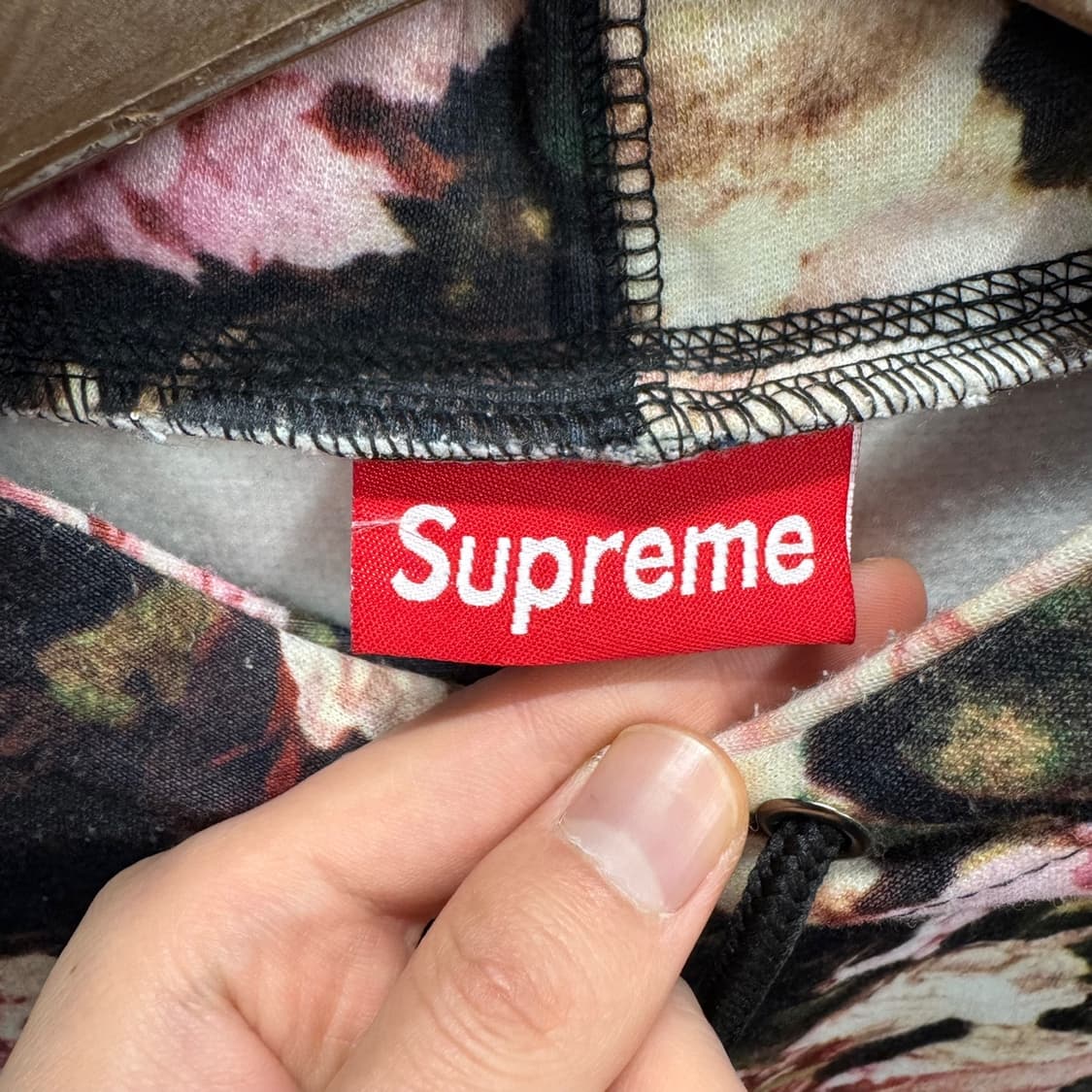 13F/W 슈프림 후디 스웻셔츠 플로럴 패턴 디테일 후드티 블랙 상품이미지6