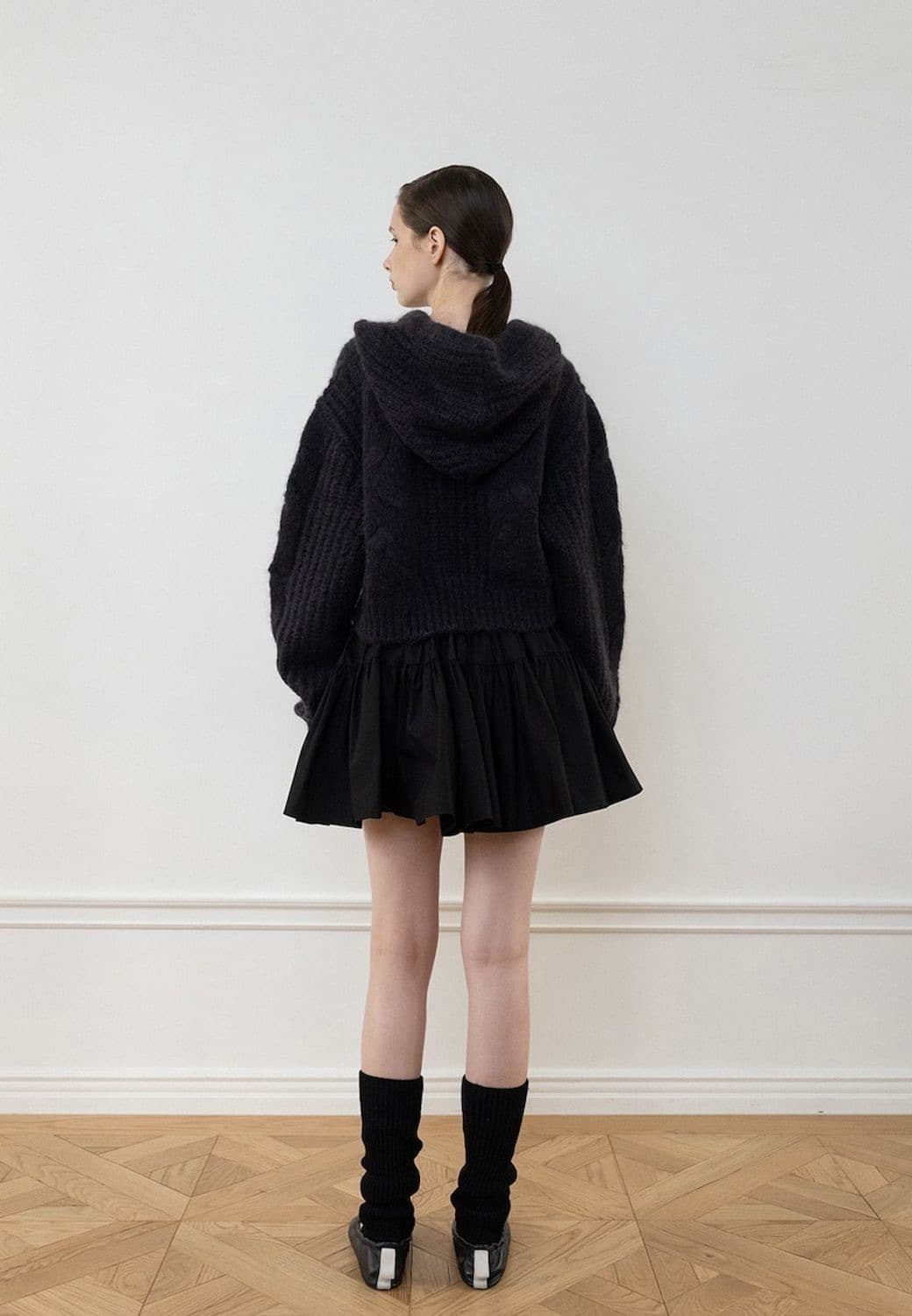 더티스 모헤어 후드 트위스트 니트 차콜 상품이미지3