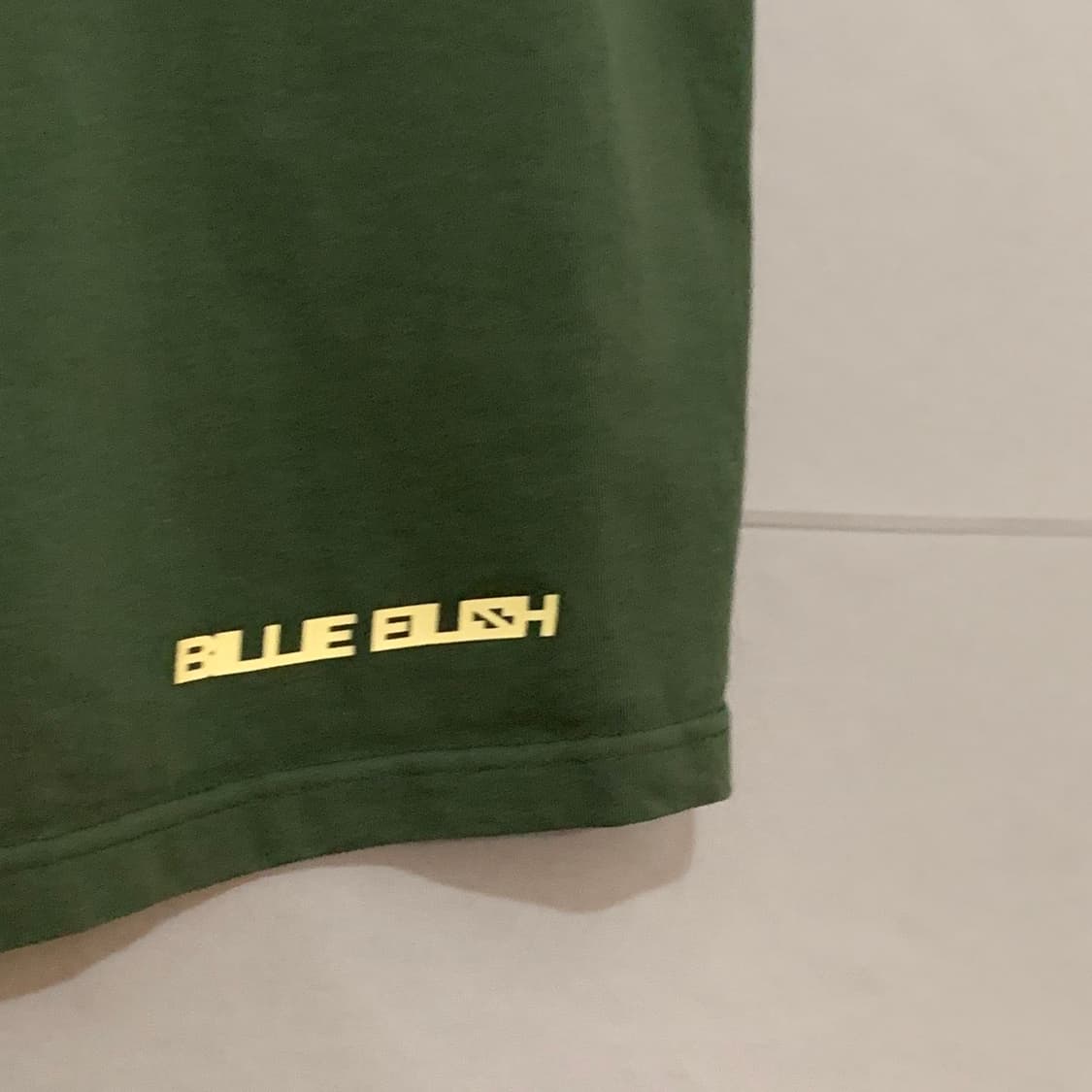 XL 나이키X빌리아일리시 NRG 카키 반팔티 상품이미지4