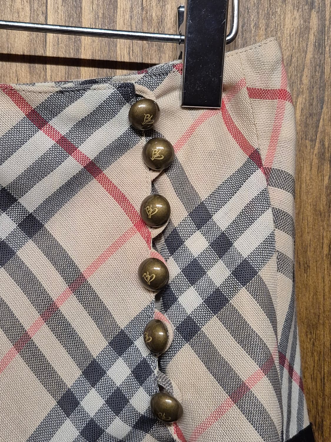 BERBURRY BUTTON RIBOON SKIRT  상품이미지5