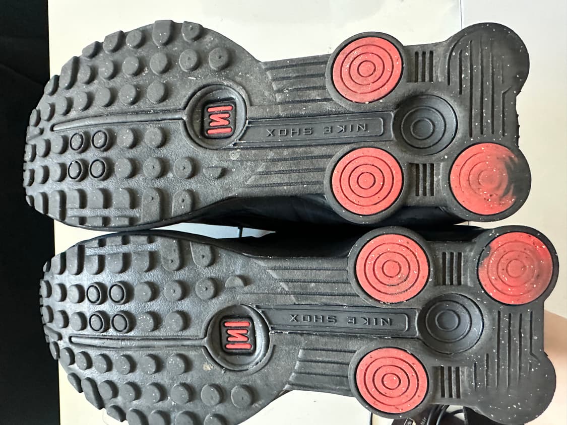 나이키 샥스 R4 블랙 w270팝니다 상품이미지4