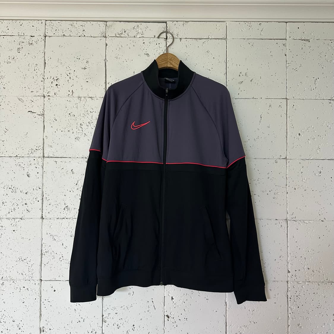 XL 나이키 트랙탑 저지 상품이미지1