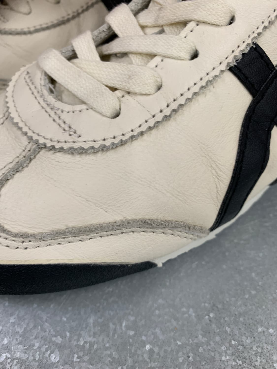 오니츠카타이거 멕시코 66 화이트 270 상품이미지10