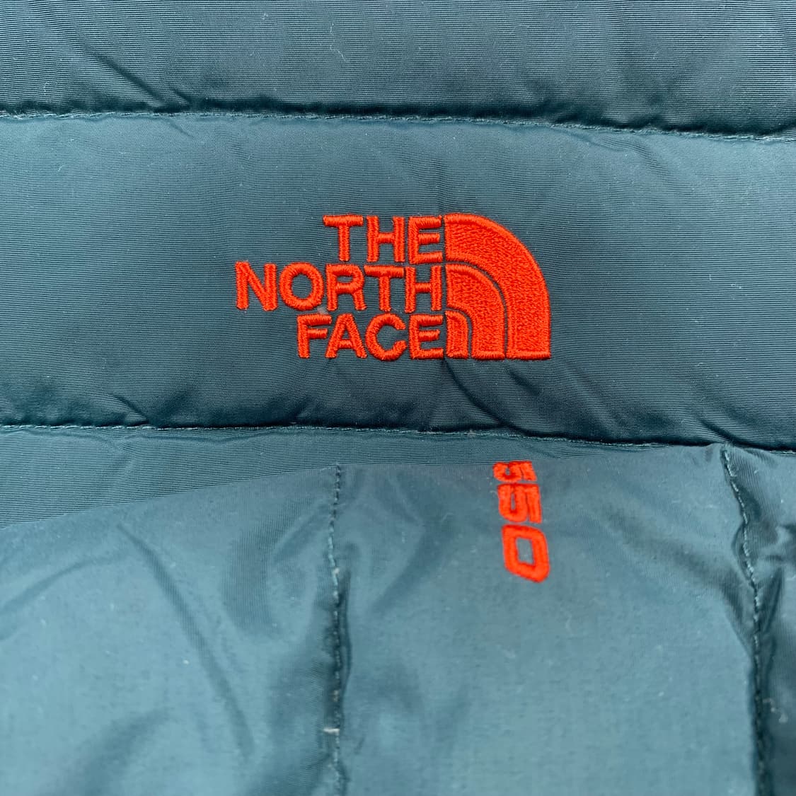 노스페이스 자수로고 550필 구스다운 패딩 상품이미지3