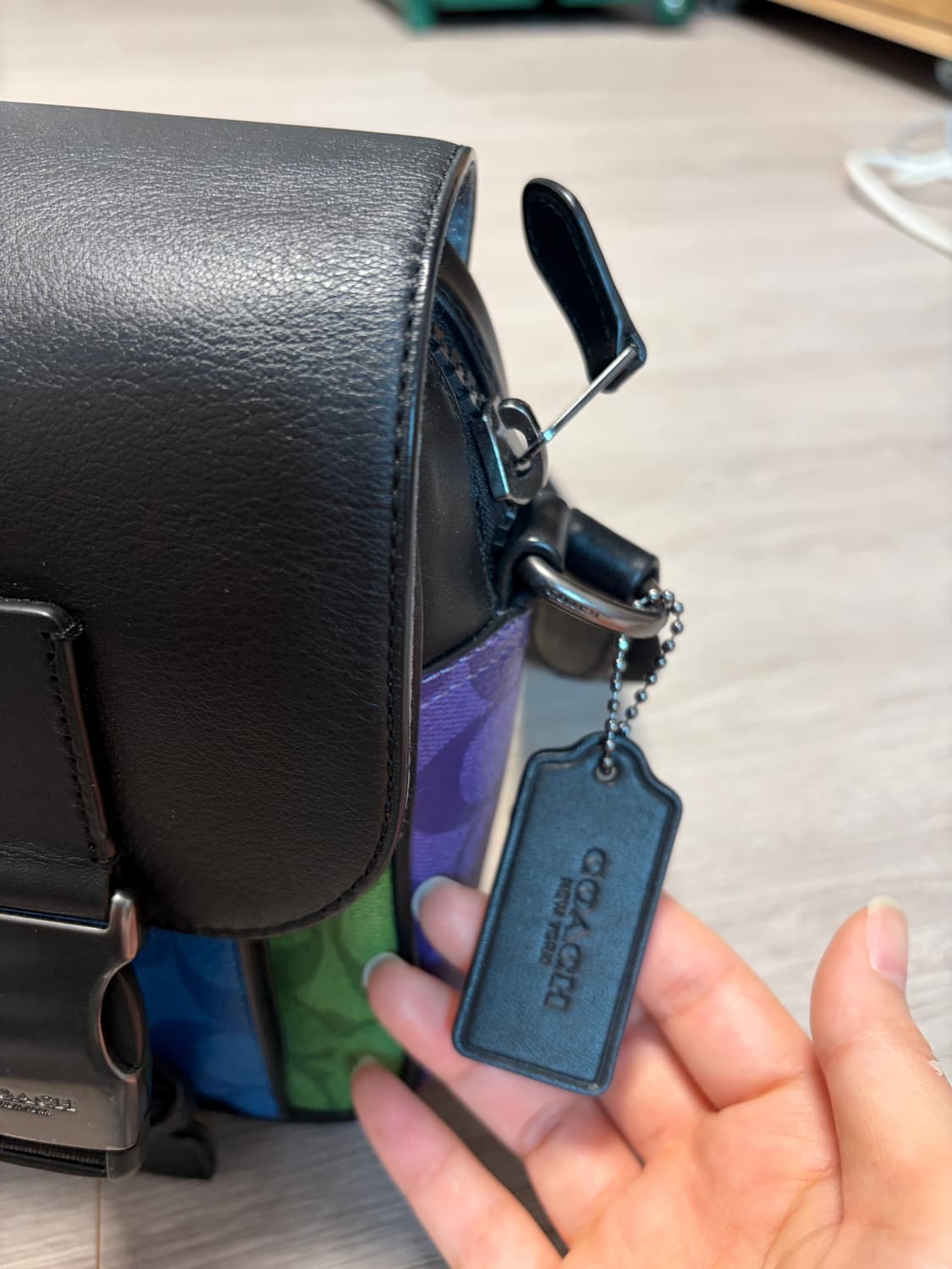 코치 크로스바디백 상품이미지2