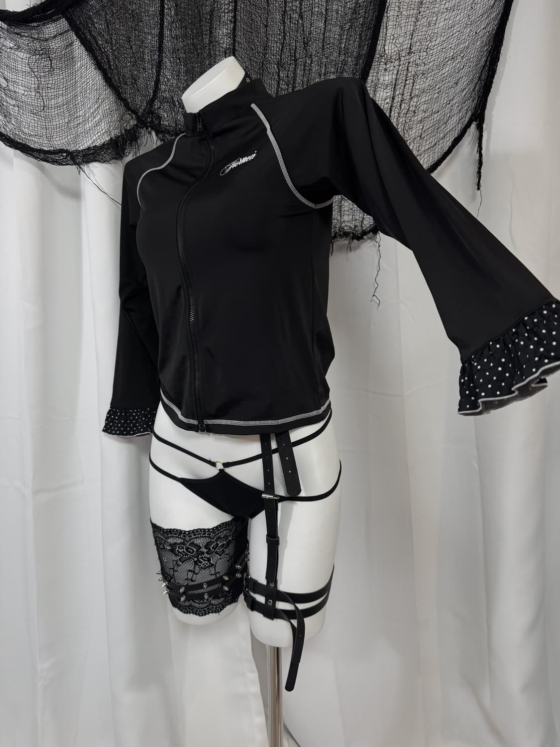 black zip up 상품이미지1