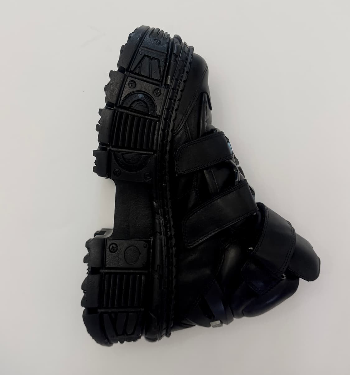 NEW ROCK   BLACK TANK  platform  m-wall 상품이미지4