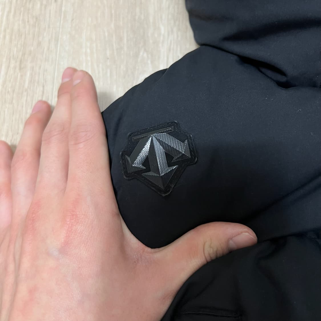 데상트 히트나비 구스다운 후드 롱패딩 XS/85  상품이미지5