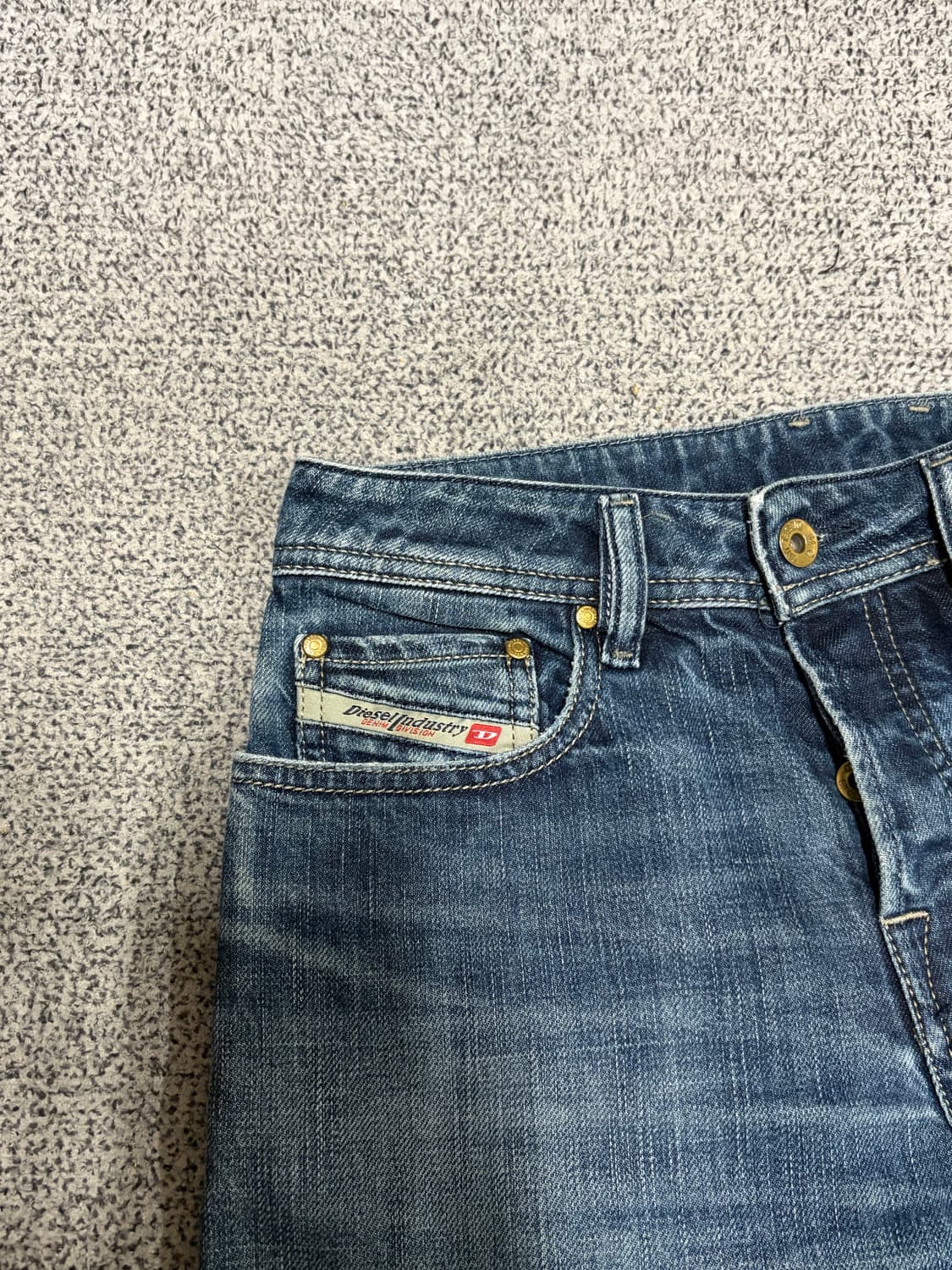 디젤 아카이브 자티니 부츠컷 데님팬츠 상품이미지4