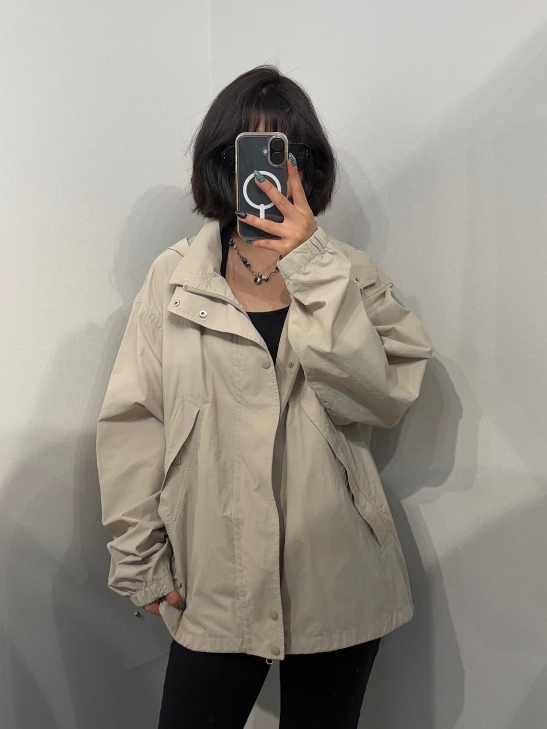 4 네이더스 나일론 혼방 오버핏 자켓 베이지  상품이미지1