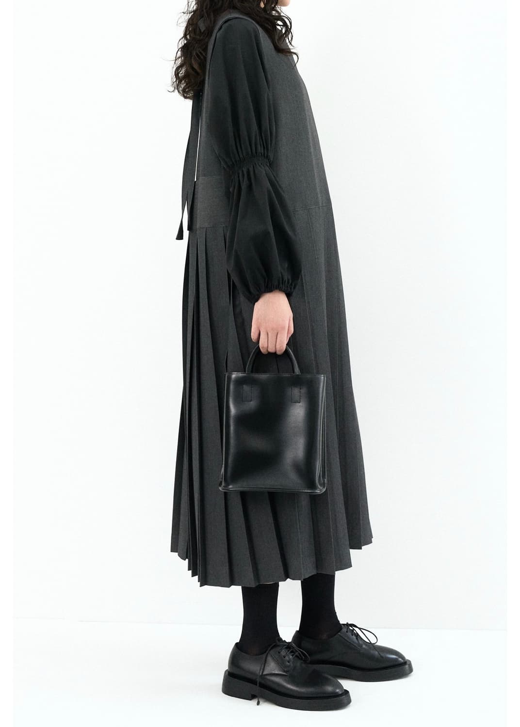 고드나트 리본 플리츠 원피스 상품이미지2